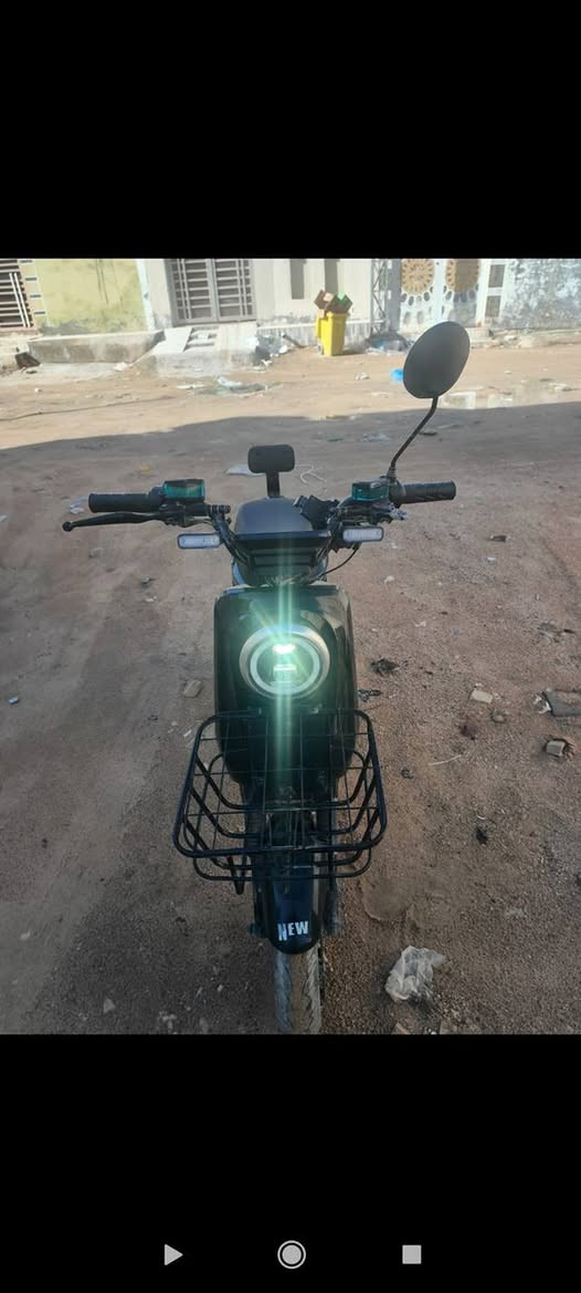 دراجه شحن اسود موديل 25 نضيفه عايزها بطاريه لو وحدة لو إثنين السعر 350. بيها مجال المكان النجف حي النداء. إتصال ***********. واتساب
