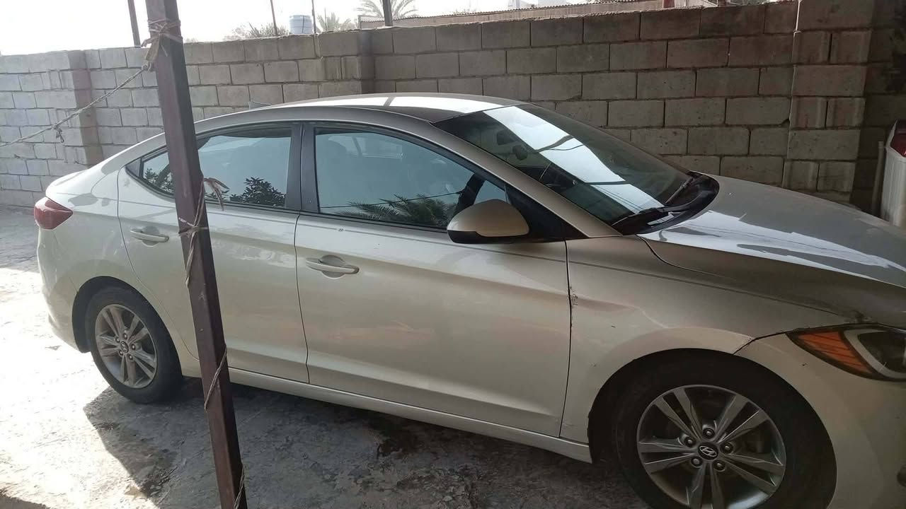 سلام عليكم النتره امريكي موديل ١٧بيها بنيد صبغ بيها جاملغ عل بارد بيها جاملغ تبديل تبريد  عاطل فريز 
رقم اربيل بسمي سنويه 
 مكاني محموديه 
سعر ١١٠وبيها مجال 
***********
