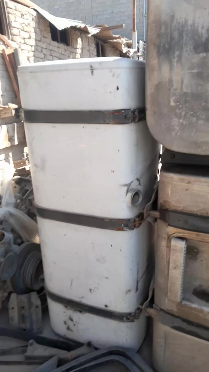 موجود كل القياسات مكان نجف ***********
