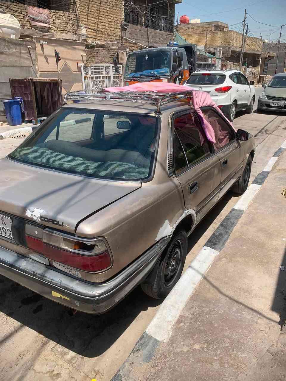 السلام عليكم 
كورلا موديل 1989
كير ومكينه مكفولات كير اوتماتيك
حدادي 80‎%‎
رقم ذي قار انكليزي بـ اسمي مصفره من الغرامات
مكاني بغداد البلديات 
سعر 28$ بيها مجال 
استفسار *********** ممتوفر واتساب
