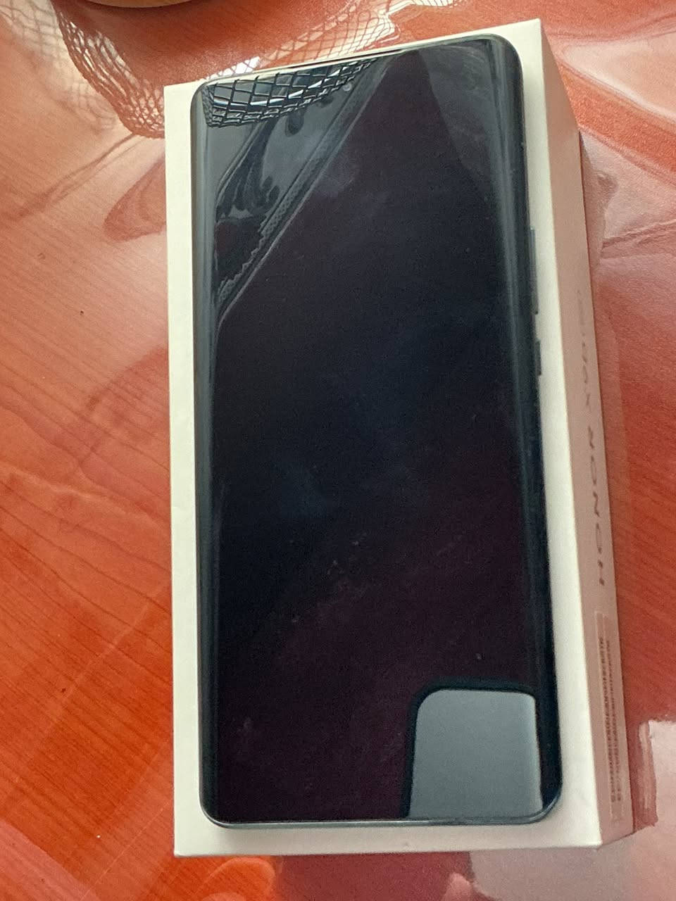 السلام عليكم

جهاز هونر x9b للبيع 

ذاكرة  G 256 وعشوائية 12 G

بطارية 5800

المعالج سناب دراگون 6 جين 1 يشغل 90 فريم ببجي باقي الالعاب يشغل 120 فريم 

كامرة 108 ميكابكسل 

الجهاز  مكفول ما مبدل بي اي قطعة  

السعر 250قفله

مكاني واسط الكوت

للاستفسار ادخل واتساب ***********
