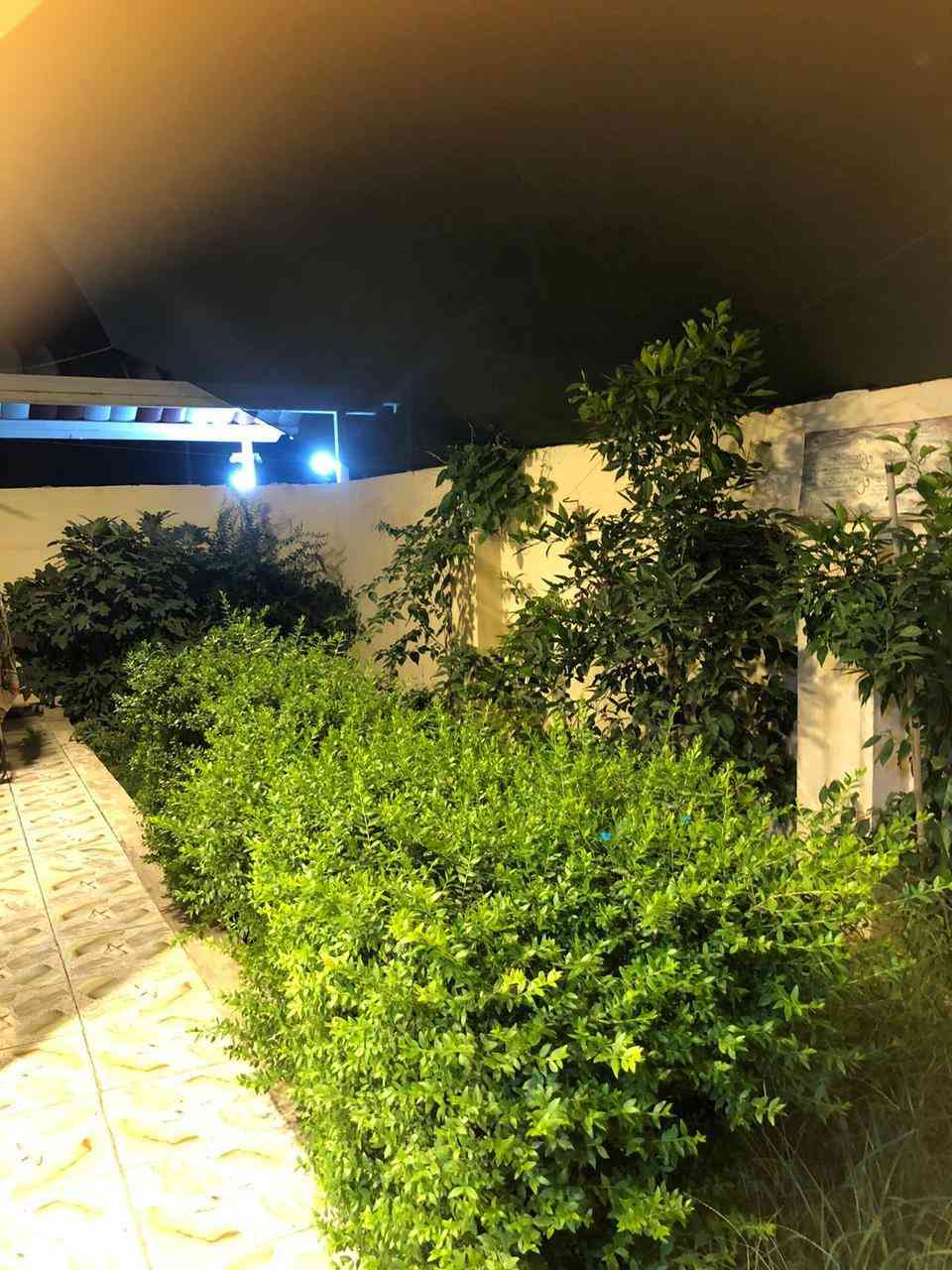 دار للبيع 
الموقع // ابو غرق _حي الحسين داخل مجمع ارض بابل 
المساحة// ٢٦٠م..... للاستفسار الاتصال عالرقم ***********
يوجد واتساب

