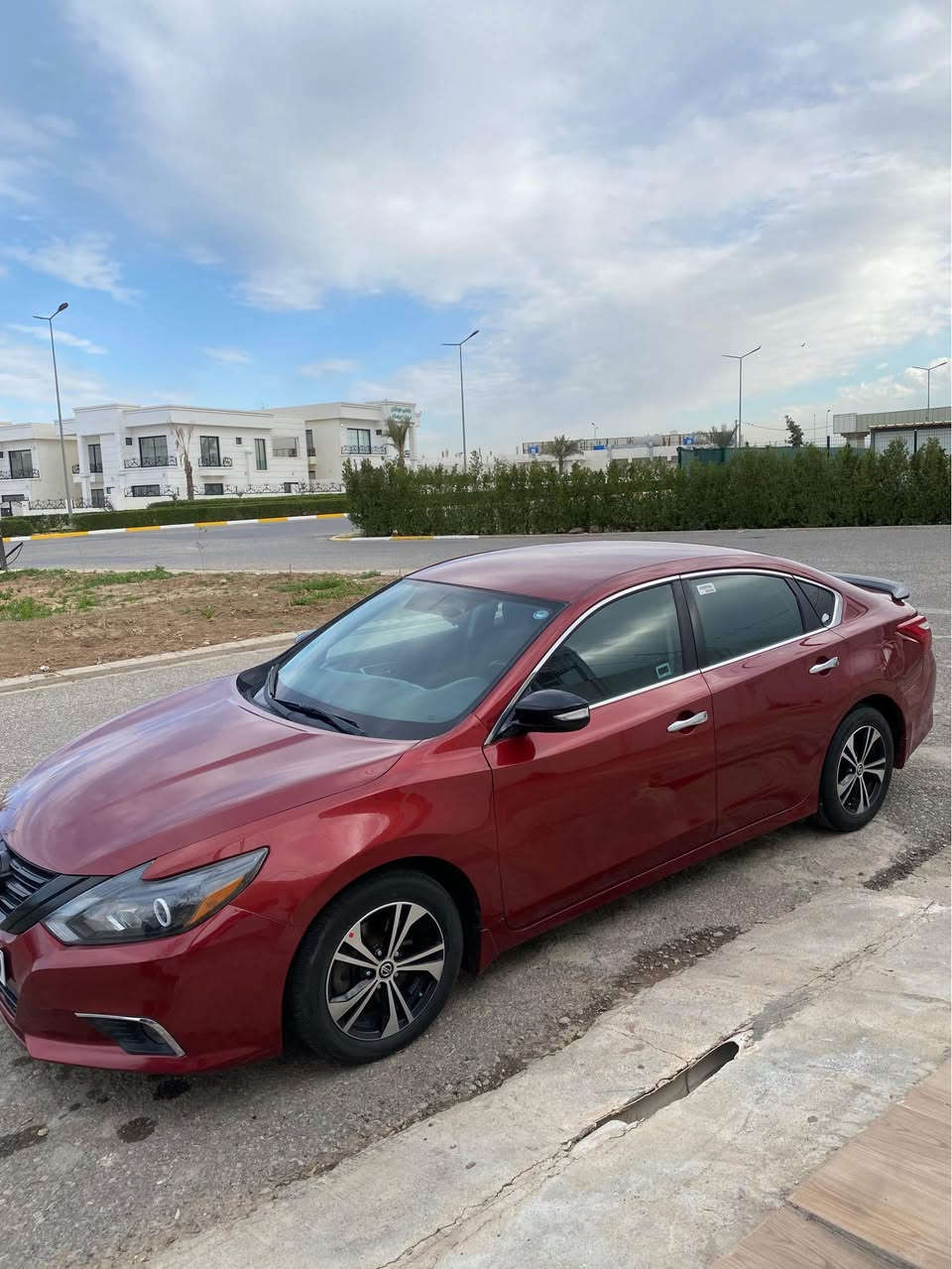 Nissan Altima 2016 SV
نیسان التیما ٢٠١٦ بە ناوی  خۆمە و سەنەوی و هەزەو رەقەم و ژێنگە و رونوو چوارتایە و هەموو شتی نوێیە گێر و مەکێنەو کارەبایاتی و هەموو شتی بەشەرت تەنها ٥ پارچەی بۆیاغە بێ داعموو لێدران ژورەوەی نەگرتوە لایتی عەدەسەی بۆ دانراوە
رقم تلفۆن
(***********) أربيل, العراق
