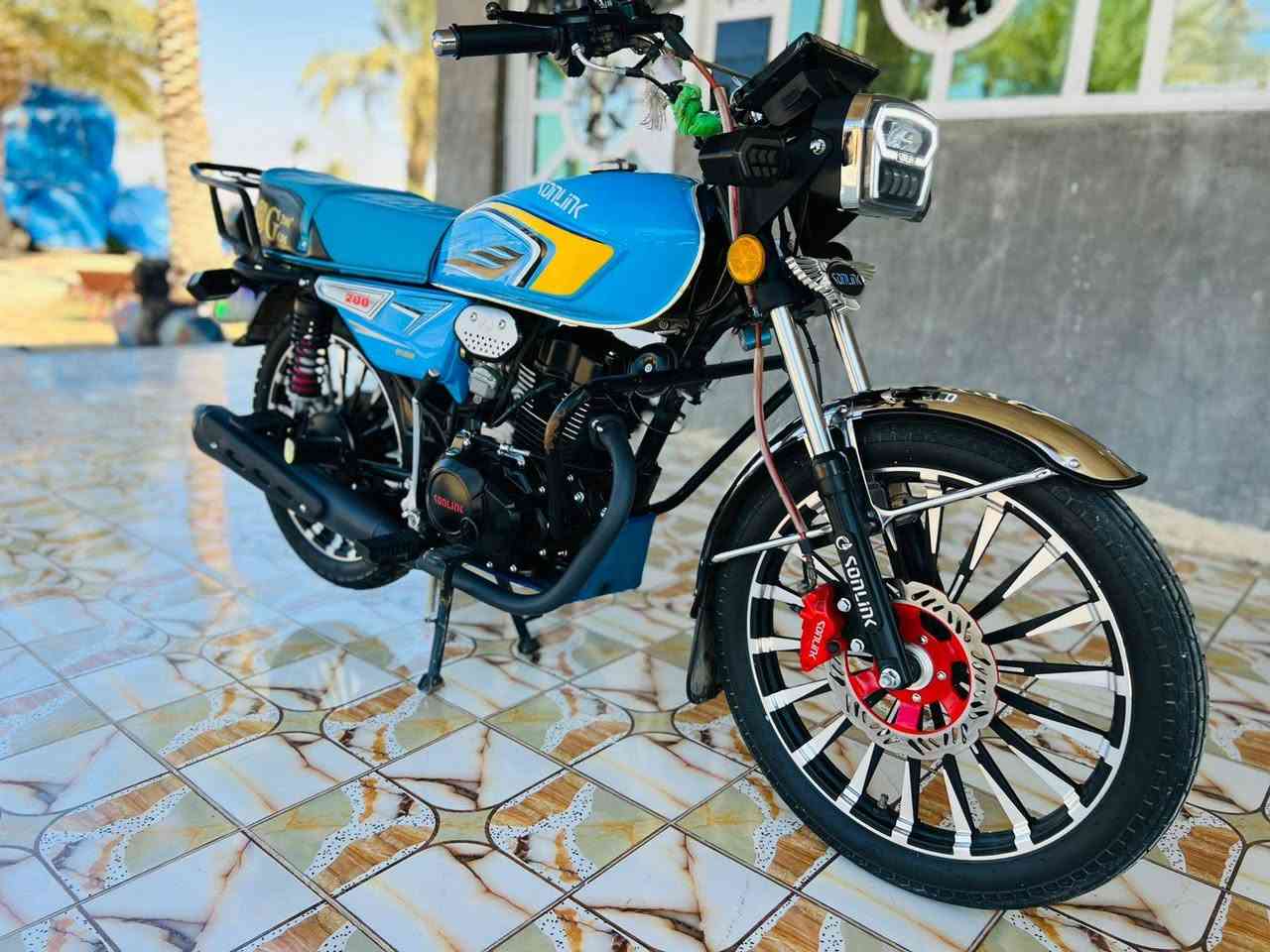 سلام عليكم للبيع ضاغطه وسنجيل موديل 2025 كفاله عامه ما ماشيه مكان واسط عزيزيه سعر خاص ***********
