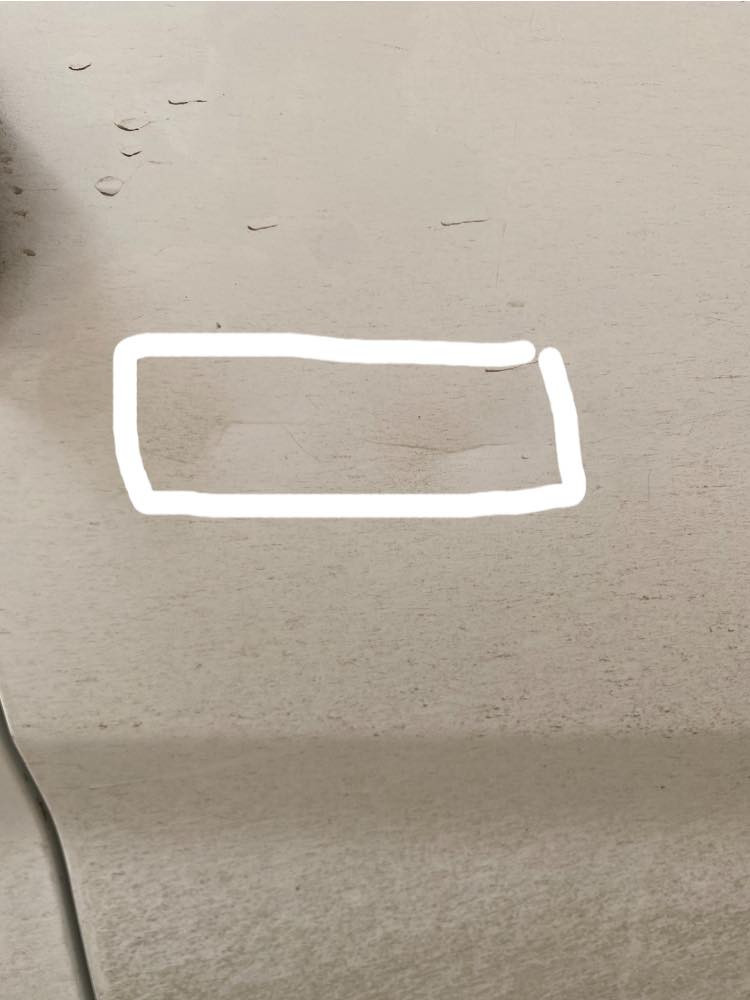 السلام عليكم
سورنتو 2015 خليجي 4سلندر 7راكب للبيع مكفوله من الصبغ والتبديل رقم اربيل باسمي السنوية المحرك مبدل كازكيت فقط مواصفات فول عدا البانوراما  السيارة بصمة 
كشنات مخمل بردات بلادية كامرا خلفيه ECO حساسات خلفية اماميه سونارها موجود بالصور
سعر البيع 178ورقة 
عنوان السيارة الانبار قضاء هيت 
رقم الاتصال ***********
