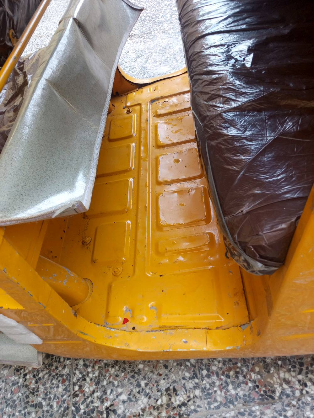 تكتك موديل 20 رقم وسنويه بغداد الامين 