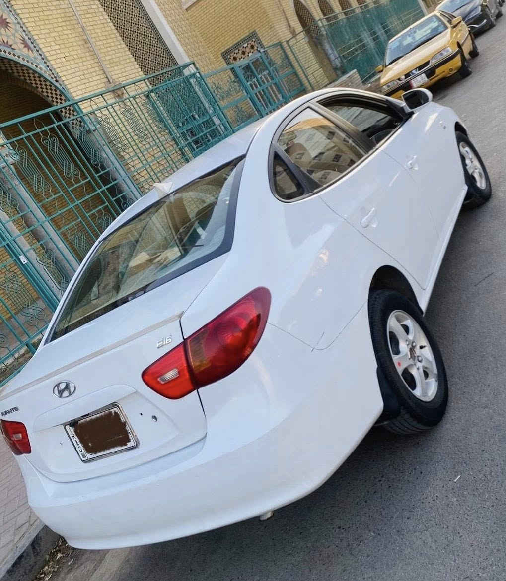 السلام عليكم
للبيع أفانتي ٢٠٠٩ خليجي 
محرك ١٦٠٠ شرط كير محرك حداديه 
تخم تاير تبريد كله كفاله 
تبديل قطعه فقط اثر شخط ونص قطعه صبغ شرط  الباقي كفاله 
دكشن عالي دسك 
كامره شاشه 
السياره كلش حلوه وجديده شرط ما تصرف عليها ربع 
مكان السياره بغداد الاعظمية 
رقم صلاح الدين مميز تحويل مباشر مشروع وطني 
السعر ٩٨ بيها مجال كلش بسيط 
***********
***********
