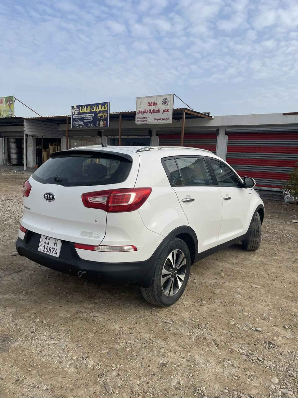 سبورتج ٢٠١٦ خليجي السعر ١٤٣ وبيه مجال قليل بيه ارع قطع صبغ بدون دواخل بدون اي داخل بنيد وجاملغ امامي جهت السايق وباب سايق وباب الخلفي جهت الصدر اثر شخط
محرك كير نضيفات مكفوله لغد وشواصي تبريد ثلج داخل جديد ماشيه ١٥٧ كهربائيات كل شغاله محرك دوش المرغوب  
مكان بغداد التاجي بيع او مراوس بقل منه 
***********
***********
اتصل ودلل
