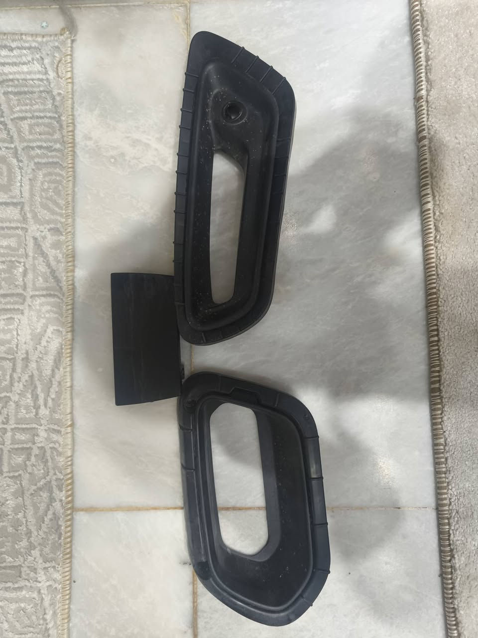 السلام عليكم اخوان عندي
اغراض رام 2025  ريبل  القطع بالصور موجوده اصليه غير مستعمل نهائيا من موبار اميركا 
شباك ريبل +ايرباك 2025 

للتواصل رقم واتساب :***********
