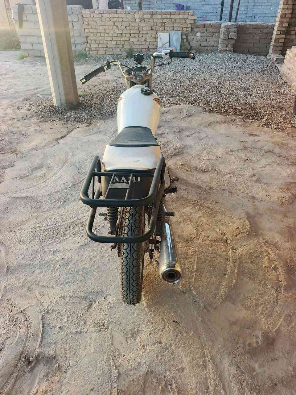 دراجه للبيع مكان الهاشميه الي شراي يتصل عله هذا رقم ***********
