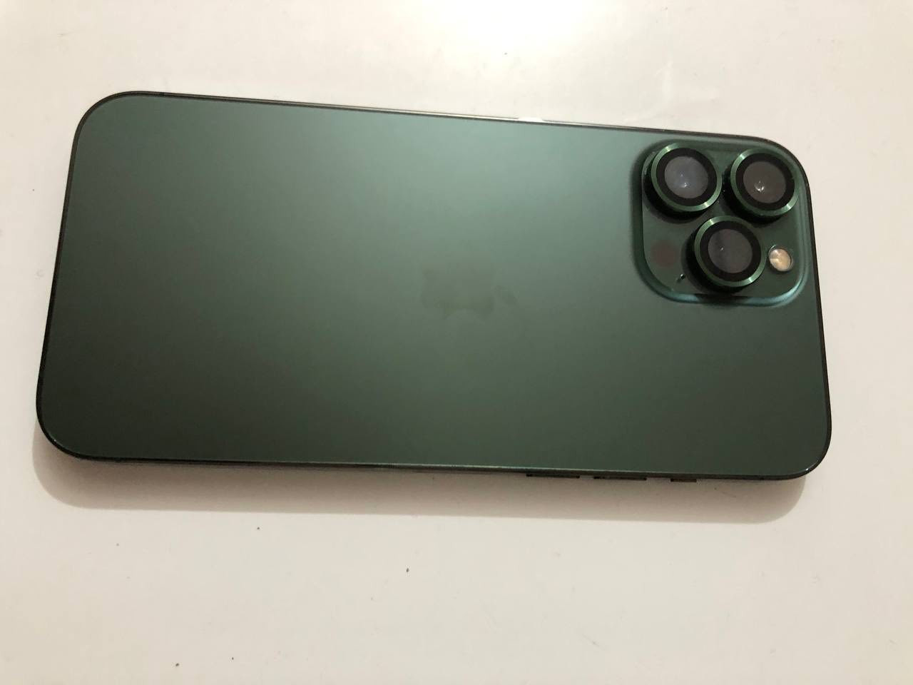 السلام عليكم
جهاز للبيع أيفون 📱 13pro max 

جهاز نظيف 

بطارية 86 🔋 شرط ممبدله 

ذاكرة 256

لون گدامك زيتوني 

esim


**إذا كنت صاحب هذا الإعلان وتريد حذفه لأي سبب، رجاءا أرسل رسالة إلى الدعم الفني**