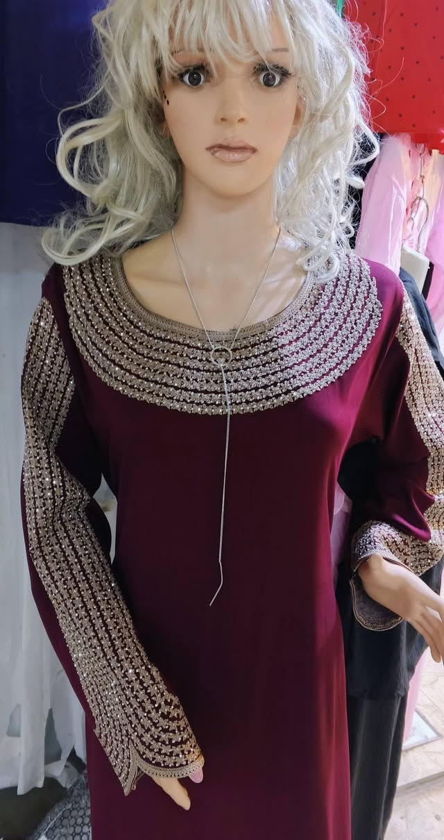 دشداشة موديل جديد كشمير مطاط أصلي موديل ملكي عنوان محل اشتي مول طابق سرداب


**إذا كنت صاحب هذا الإعلان وتريد حذفه لأي سبب، رجاءا أرسل رسالة إلى الدعم الفني**