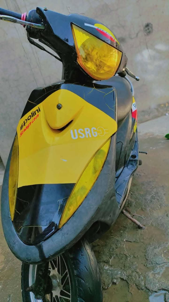 السلام عليكم 
ماكس عدله . مفتوحه . دراجه وين ميعجبك اطلع بيها . نكره سلف . هندر . كهربائيات شغاله كلها . عوزها غسله وترتيب بسيط 
مكانها بابل القاسم 
سعر 350 وبيها مجال 
***********
