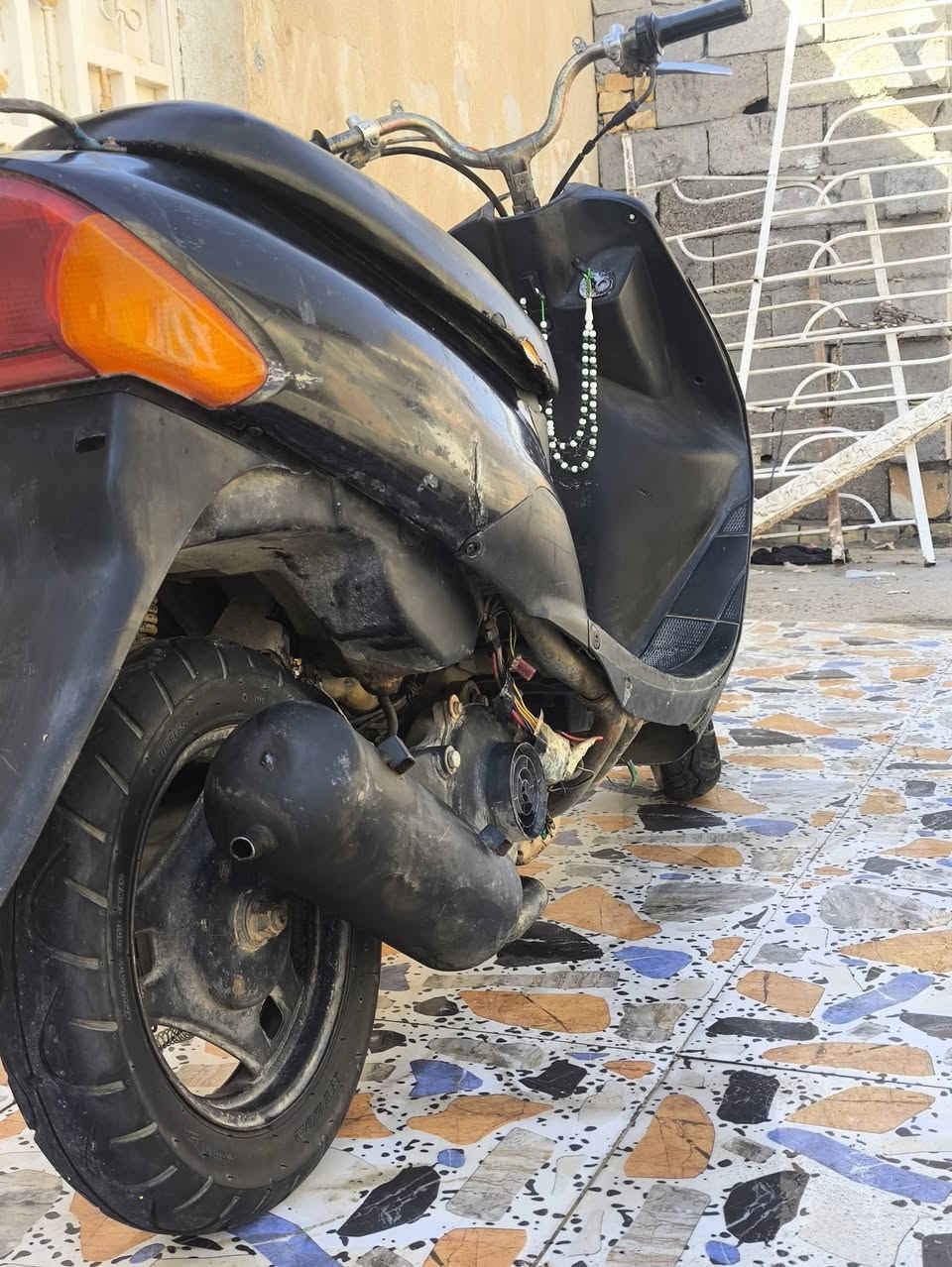 سلام عليكم ورحمة
دراجه 60 سازوكي رياضي دراجه حلوه بدون مكفوله عشاير 
سعر 100 وبيه مجال بصيط رقمي ***********
