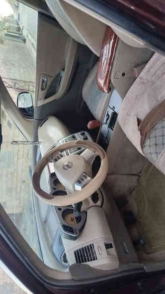 السلام عليكم نيسان مارونو للبيع موديل 2008 السعر ب  53 ورقه وبيها مجال بسيط الانتصال على هذا الرقم ابو علي ***********
موجود واتساب
