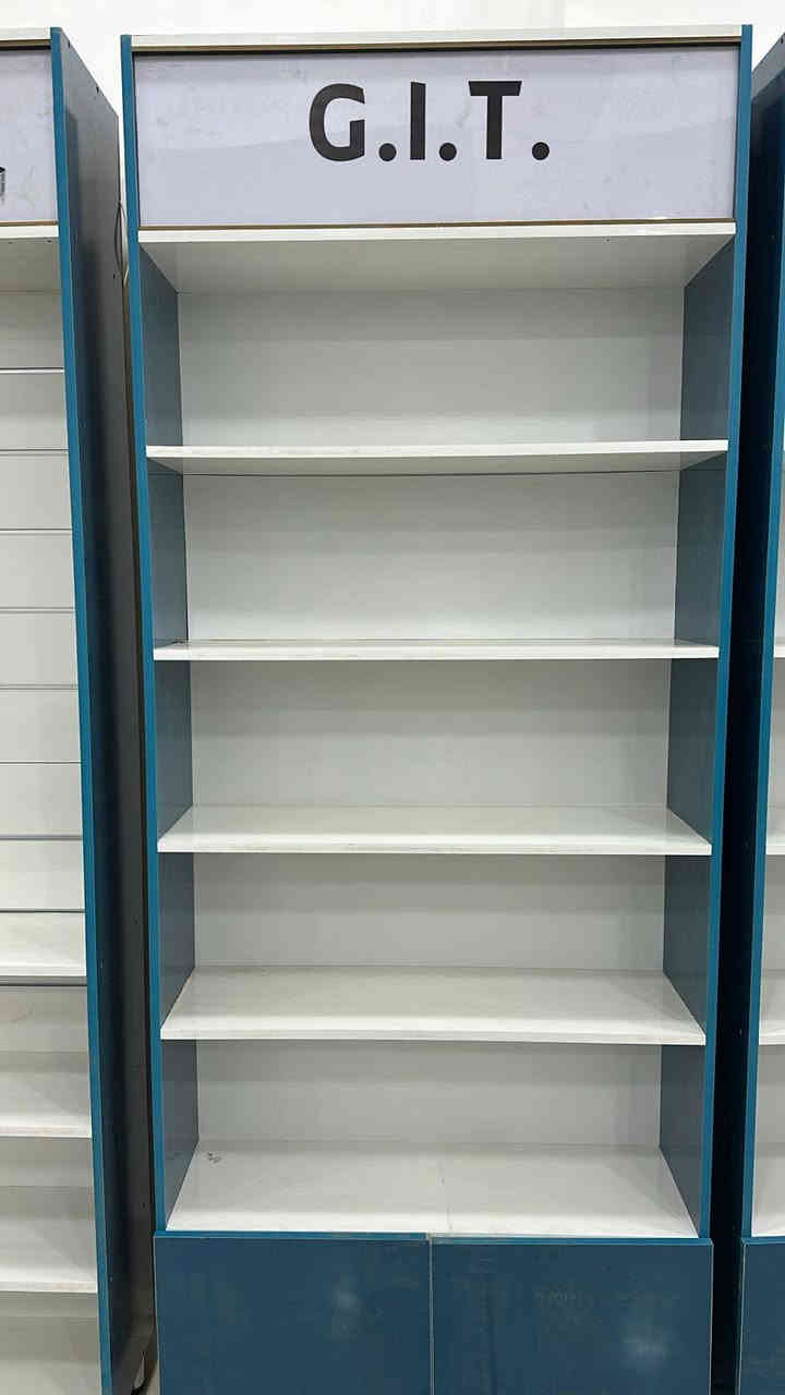 سلام عليكم فاترينات من معمل وديكورات الغزل للاستفسار الخاص مفتوح ***********واتساب
