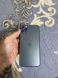 ايفون ١١ برو ماكس • ٦٤ • بطاريه ٨١