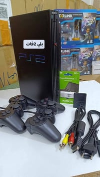 بلايستيشن ٢ فت • ملحقات كاملة • فلاش ٣٢ جيجا ٧٠-٨٠ لعبه