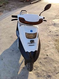 دراجه فراشه فضائي للبيع نظيفه خير من الله السعر 425 وبيها مجال 0780631...