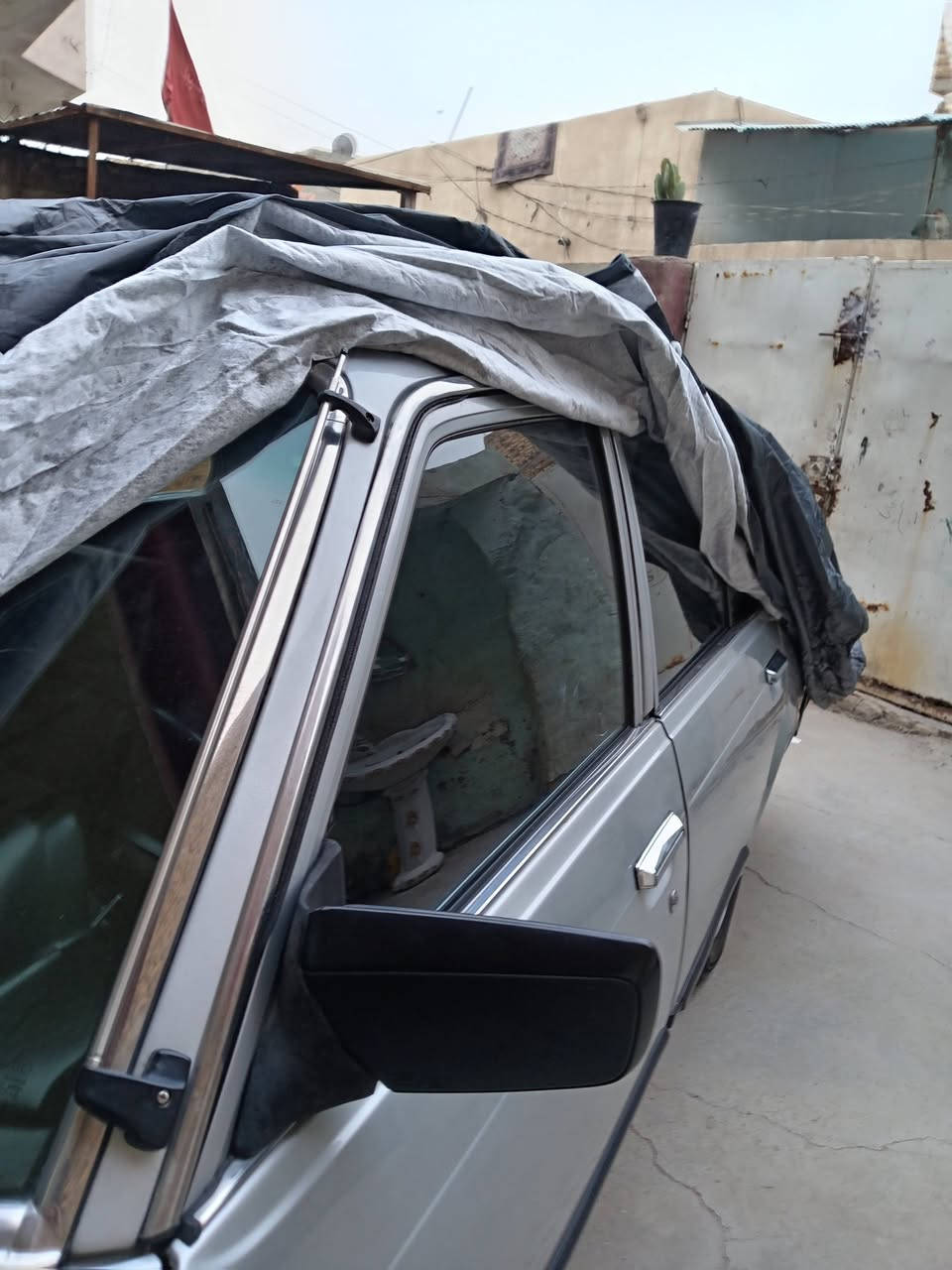 السلام عليكم كورونا للبيع موديل 81 105 ماشيه 105 
سياره جديده مقفوله فول واحد على واحد  رقم الهاتف  ***********  ***********
