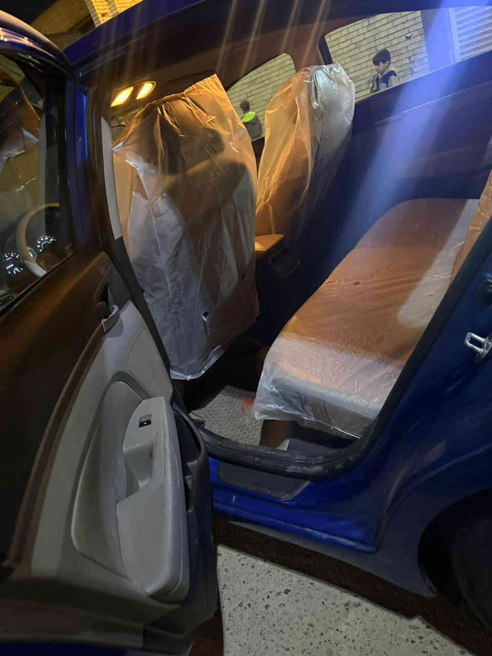 سلام عليكم النترة موديل 2018رقم اربيل الدولي بسمي تحويل مباشر مكينة كير صدر إمامي  خلفي تبريد ثلج كلة مكفول شاشة كامرة تحكم ستيرن جهتين كشنات جلد سيارة سونر مرفوق وية الصور سونر المندلاوي معروضة 108رقم الهاتف ***********
