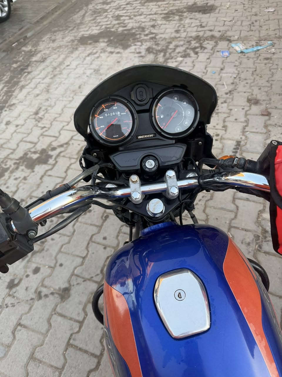 السلا عليكم دراجة بوكسر جبلي لبيع مرقمه بسمي
موديل 2023 دراجه لا مجفته ولاشي وممشتغل بيه دلفري هواي تجي تشوف دراجه تحويل ثاني يوم سعر مليونين وميه وبيه مجال ***********
