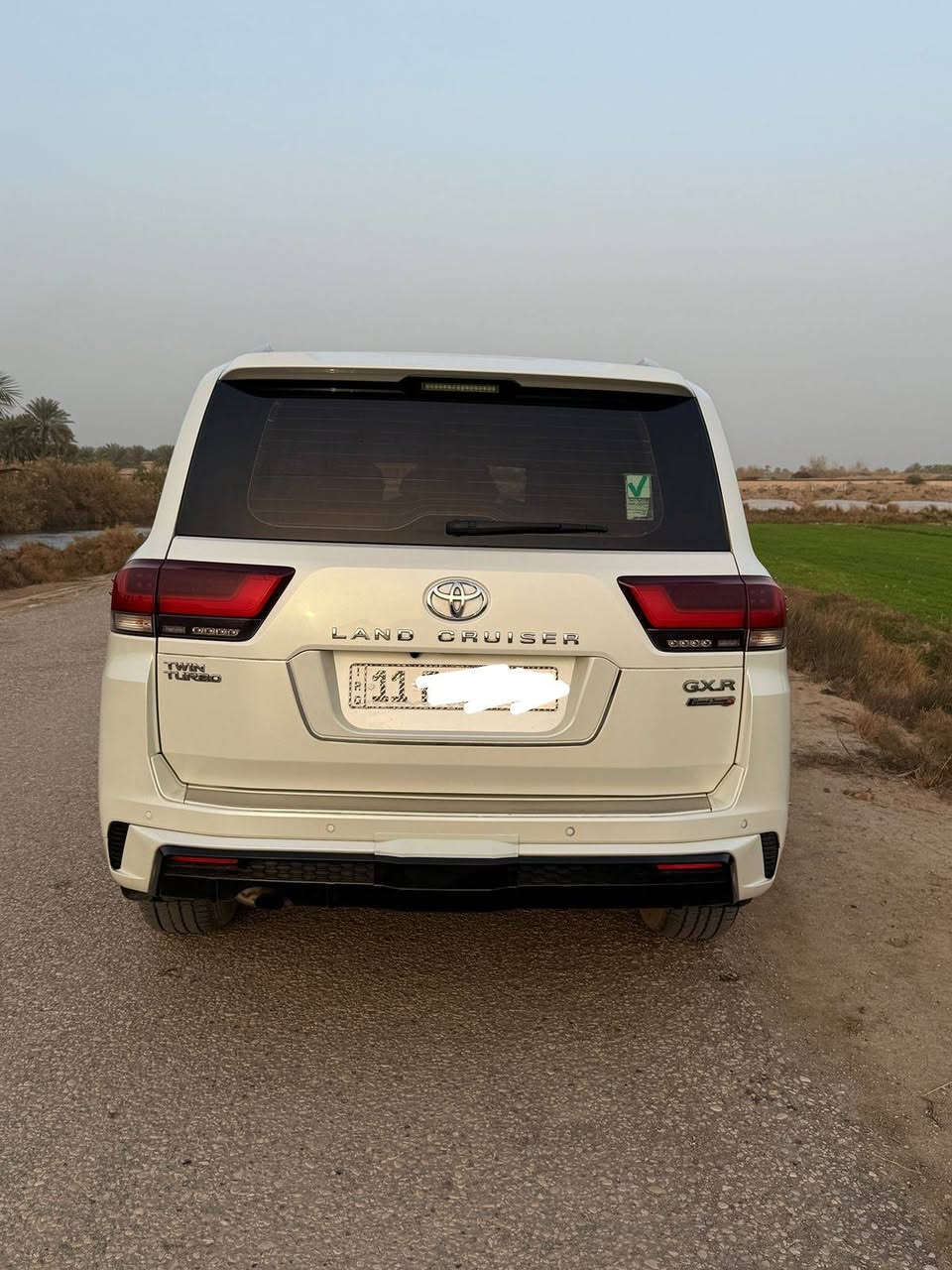 للبيع لاندكروزر موديل 2022  شركات رقم بغداد دولي بأسمي مكفولة السيارة السعر 540 وبيها مجال بسيط 
مكان السيارة الديوانية 
***********
