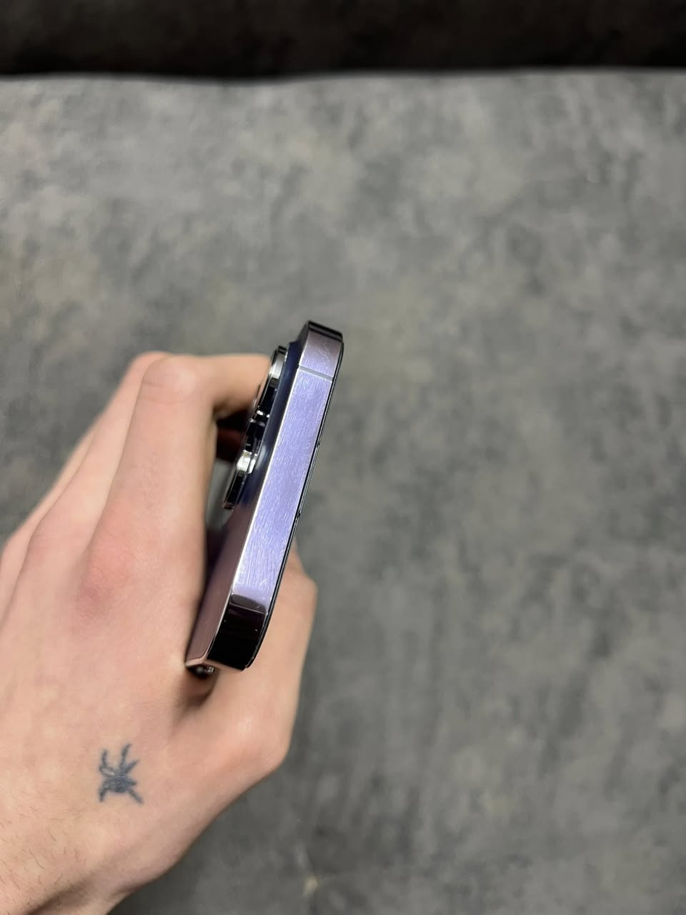 14 برو امريكي شريحة الكترونية استخدام اسبوع لون بنفسجي
نظافة 100 مثل مموضح بالصور
بطارية 87
ذاكرة 256
السعر 600 و بي مجال
ممفتوح ولا مبدل بي اي شي


**إذا كنت صاحب هذا الإعلان وتريد حذفه لأي سبب، رجاءا أرسل رسالة إلى الدعم الفني**