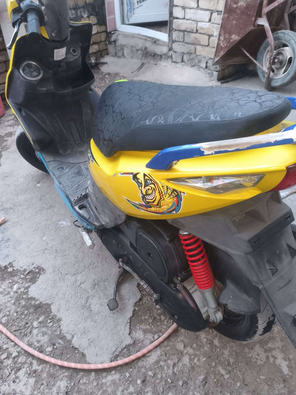 دراجه ماكس مضلع مال رمبة صارلها أقل من 3اشهر دراجة نضيفة كابريتر ما بيها اي نقص الاستفسار على الرقم ***********
