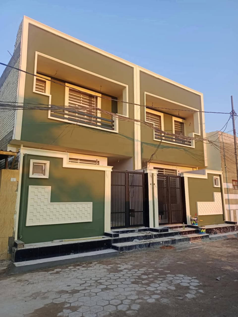 يوجد. كادر
بناء   لبخ. جص سمنت بورك 
 صب ارضيات شغل سيراميك   ترميم بيوت  صبغ واجهات غرف 
سقوف ثاني 
تفليش. مي مجاري  وتجهيز كافت المواد 
مع انسب الاسعار  تواصل واتساب 
***********
