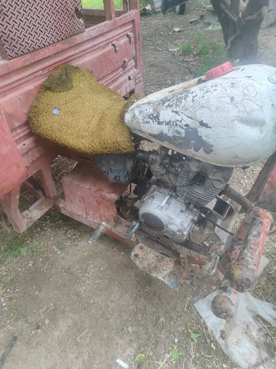 سلام عليكم ستوته للبيع السعر 350وبيه مجال مكاني بغداد  شاطئ التاجي الاتصال عل هذا الرقم ***********
