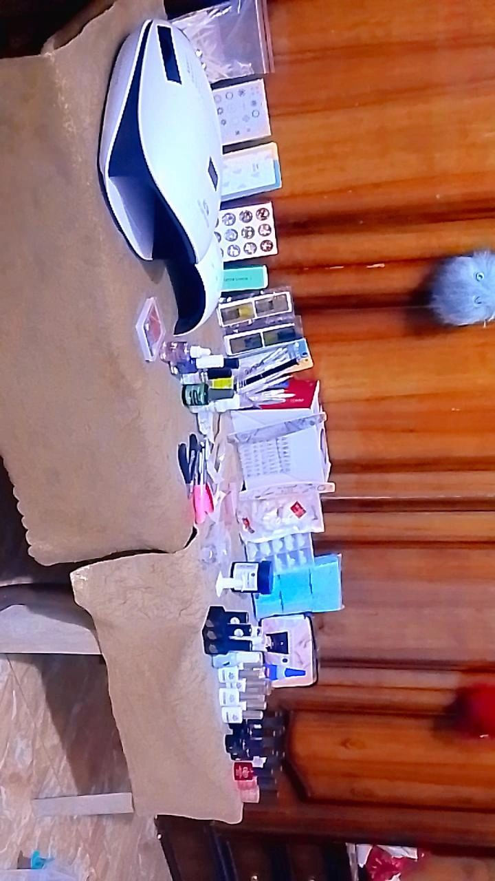 السلام عليكم عيني اكو بنيه عدها اغراض
 كامله مال اكرلك وتريد تبيعهن بس مرض
 ابنها والي يريدهن ايراسلني والله العضيم
 كلهم اغراض اصليه بس عدها صرف وتريد تبيهن


**إذا كنت صاحب هذا الإعلان وتريد حذفه لأي سبب، رجاءا أرسل رسالة إلى الدعم الفني**