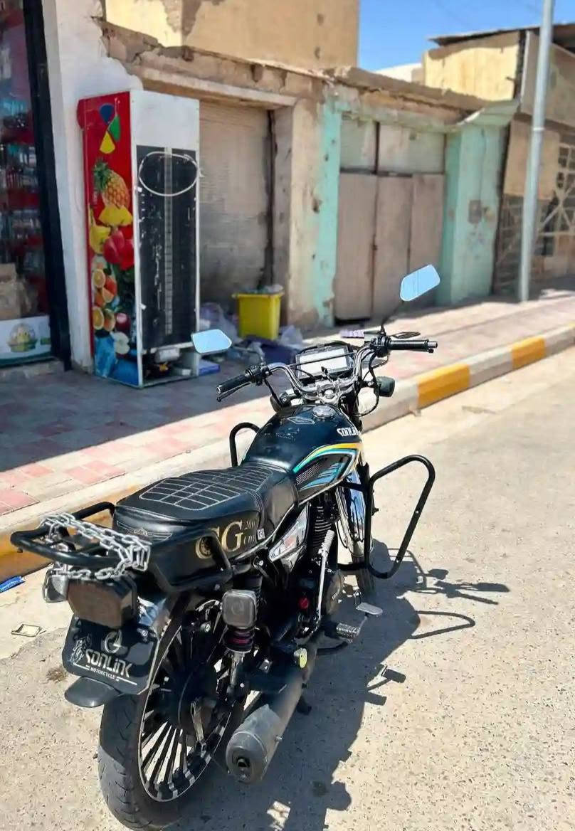 للبيع مستعجل مكان رمادي رقمي ***********
