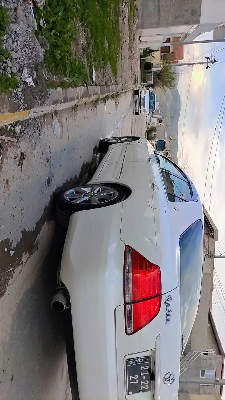 سڵاوی خوا لە گشت لایەک
شاهینە مووس مووس ٢٠٠٥ڕۆیاڵ ناو زەرد
مەکینەو گێڕی گەورە ١٨٢بێ دوکەڵ
بێ بۆیاخ تەنانەت دەعامیەکانیشی بۆیاخی نیە
یەک چاڵی بچوکی هەیە لە ڕەسمە کە دیارە
هەیکەلی زۆر جوانە
مواسەفات ٣دووگمە پەردە بیلاد کارەبای بەشەرت گێڕوو مەکینەی بەشەرت سەقفی بەشەرت وەک شوشە مەجمووعە سوکانی بەشەرت هەر چوار تایەو ویلی لۆکی لە سەرە ویل دینگە قفڵی ٦٧گەڵایە شۆێن عە ربەت بەشەرتی ١٠٠سۆنەر*********** السليمانية, العراق
