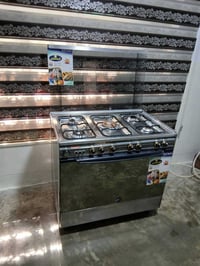 طباخ • كرياززي • شغل نضافة