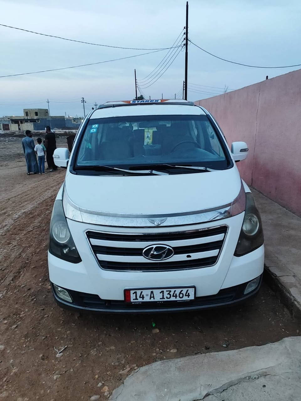 ستاركس البيع موديل 10 محوره سبلاين 12 
سياره حلوه خطها نجف كربلاء مكلف 
بل نشر رقم راعيها 
***********
