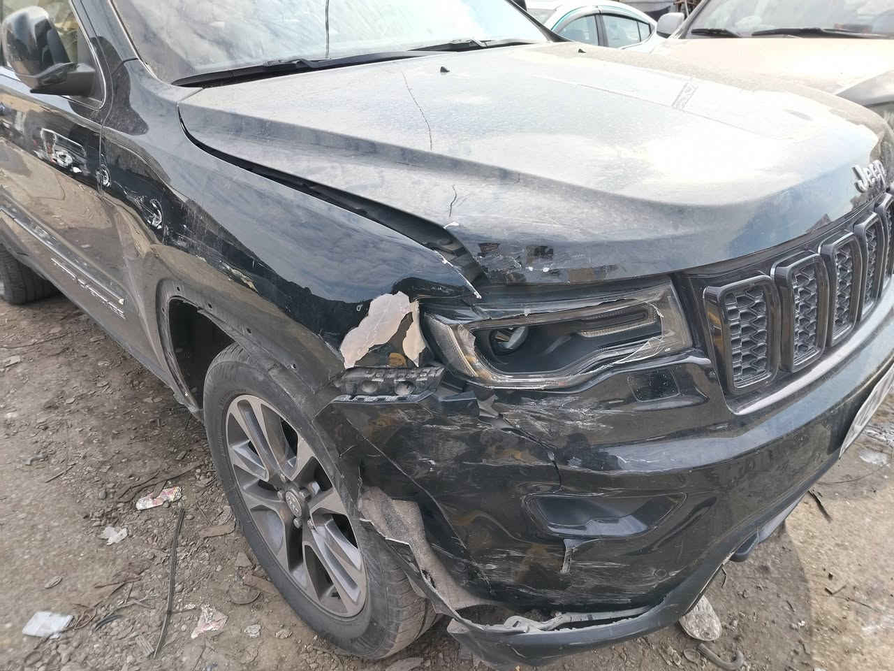 بفضل الله، نقدم لكم خدمات سمكرة من الدرجة الأولى، دقة في العمل وإتقان في التفاصيل لجميع أنواع السيارات (القديم والحديث)...
✅ ليش تختارنا؟
شغل نظيف ومكفول يعيد السيارة لحالتها الأصلية.

خبرة في التعامل مع كافة الصدمات والأضرار.

أسعار مناسبة جداً وترضي الجميع إن شاء الله.

🇺🇸 عروض خاصة لمستوردي السيارات (الوارد الأمريكي):

مستعدون لاستلام وتعمير وجبات السيارات الواردة وتجهيزها بأعلى المستويات.

📍 موقعنا:
بغداد – صليخ.
📌 للوصول إلينا بسهولة،  
https://maps.app.goo.gl/7zpqK5E3y46b1daS9 " 

📞 للحجز والاستفسار (واتساب ):
الأسطى هادي السمكري: ***********
