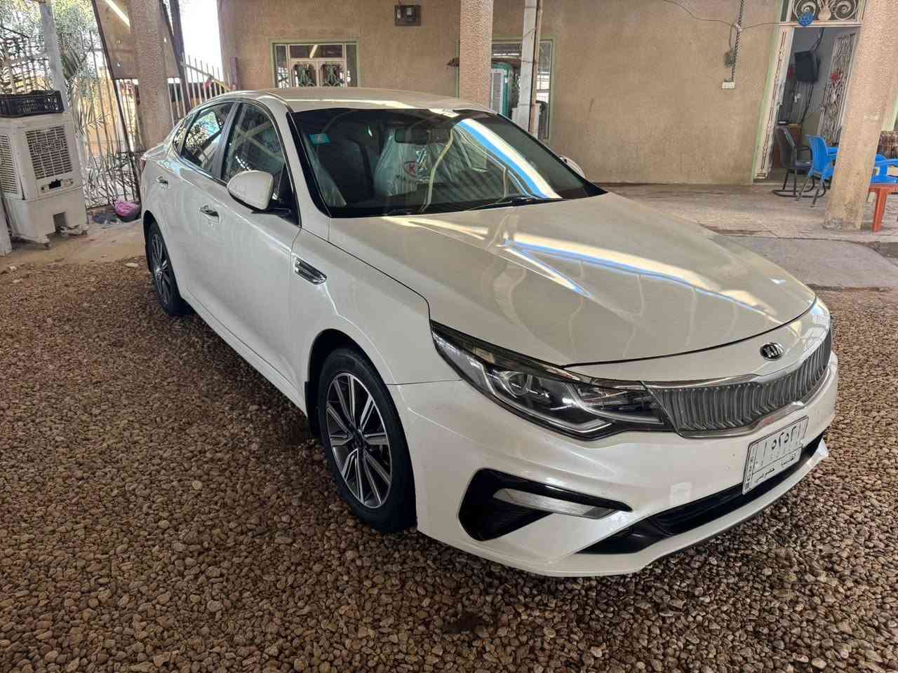 السلام عليكم ورحمة الله وبركاته اخوان سياره اوبتيما موديل ٢٠١٩ خليجي
السياره جديده جاهزة من كلشي كير تبريد المحرك حداديه مكفول السياره بيه رش صبغ بل جاملغ وبل بنيد رقم قادسيه حره مداور ثاني يوم محرك ٢٤٠٠ دوش السياره فول مواصفات عده بصمه وفتحه الاستفسار اكثر اتصل على الرقم أو على واتساب مكان السياره المثنى قضاء الرميثه ***********
