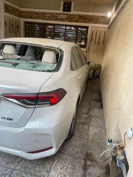 السلام عليكم، تويوتا كورولا GLI موديل 2023 خليجي، محرك 1800، عدد 26 ألف كم، رقم أربيل. السيارة تحتوي على مواصفات مثل: بصمة، فتحة، داخل لونين، نظام تبريد مزدوج، حساسات أمامية وخلفية، كاميرا خلفية أصلية، شاشة ديجيتال، تحكم ستيرن، أشاير بل مري، مري كهربائية قابل للطي، شاحن واير ليس. السيارة في حالة جيدة، مع بعض العيوب مثل: صندوق بارد، جام امامي وخلفي مفلش، والتكمه على كد اصبع. للتواصل: ***********. بغداد
