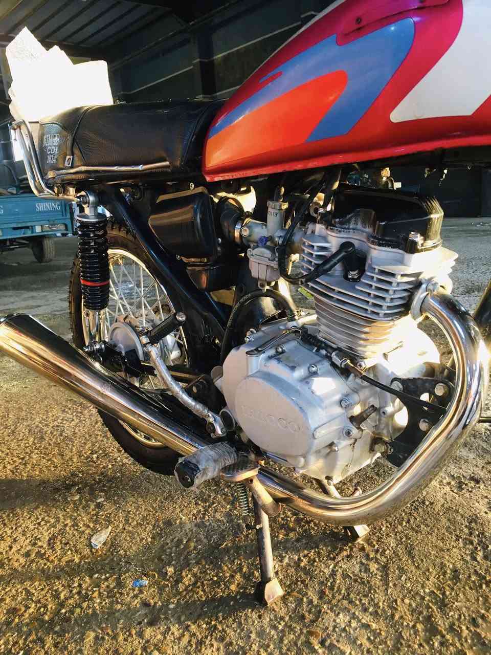 السلام عليكم دراجة اربعه كير للبيع تعمير موديل 2024والمكينه 2017 دراجه كلك مكينتها نظيفه مكفوله من كلشي مكاني كربلاء طوريج السعر 350بيها مجال للشراي 
***********
