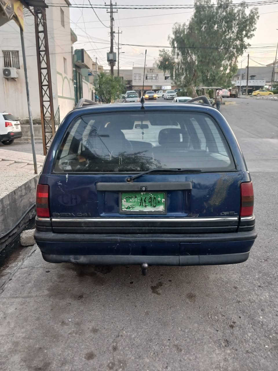 للبيع اوميكا محرك 24 كير عادي  رقم اخضر السعر 17 الاستفسار الاتصال ***********
