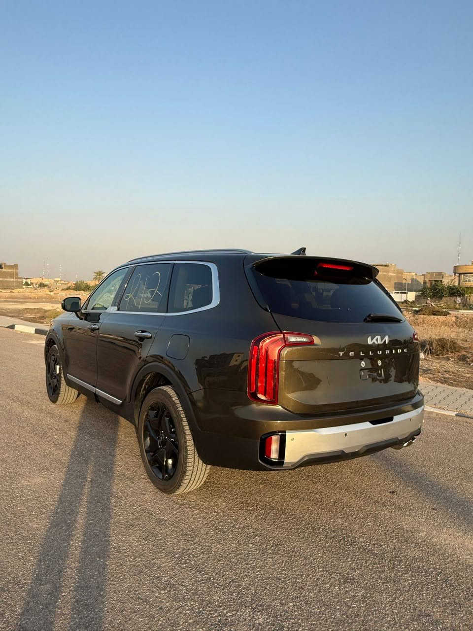 سلام عليكم
النوع : كيا تليورايد ٢٠٢٤ 
وراد امريكي 
الضرر :
١-دعاميات فقط صبغ  
٢-بارد باب الجنطه الخلفي و بارد بسيط الجاملغ الامامي الايمن
اللون : بني 
فول مواصفات : 
١- رادار وحساس امامي 
٢- رادار وحساس خلفي
٣-كشنات جلد ملكي منفصل vip
٤-كشنات مجهزه بمنافذ شحن تايب سي
٥-شاحن لاسلكي 
٦-تدفئه كشنات 
٧-تحكم ستيرين 
٨-شاشه كبير 
٩-بصمه تشغيل عن بعد 
١٠-فتحته سقف 
١١-انظمه قياده متكامله 
العنون📍 : البصره -قضاء المدينه 
السعر : ٢٦٥ $
***********
***********
