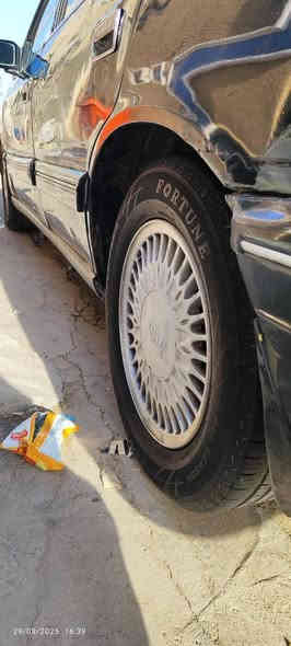 مكلف بل نشر،،،
بونتيشا مديل94مكينه ونجي 6 تبريد ثلج 
حداديه تخم تاير جديد بسمي  مكان ذي قار الفجر
سعر 32 وبيهه مجال
***********
