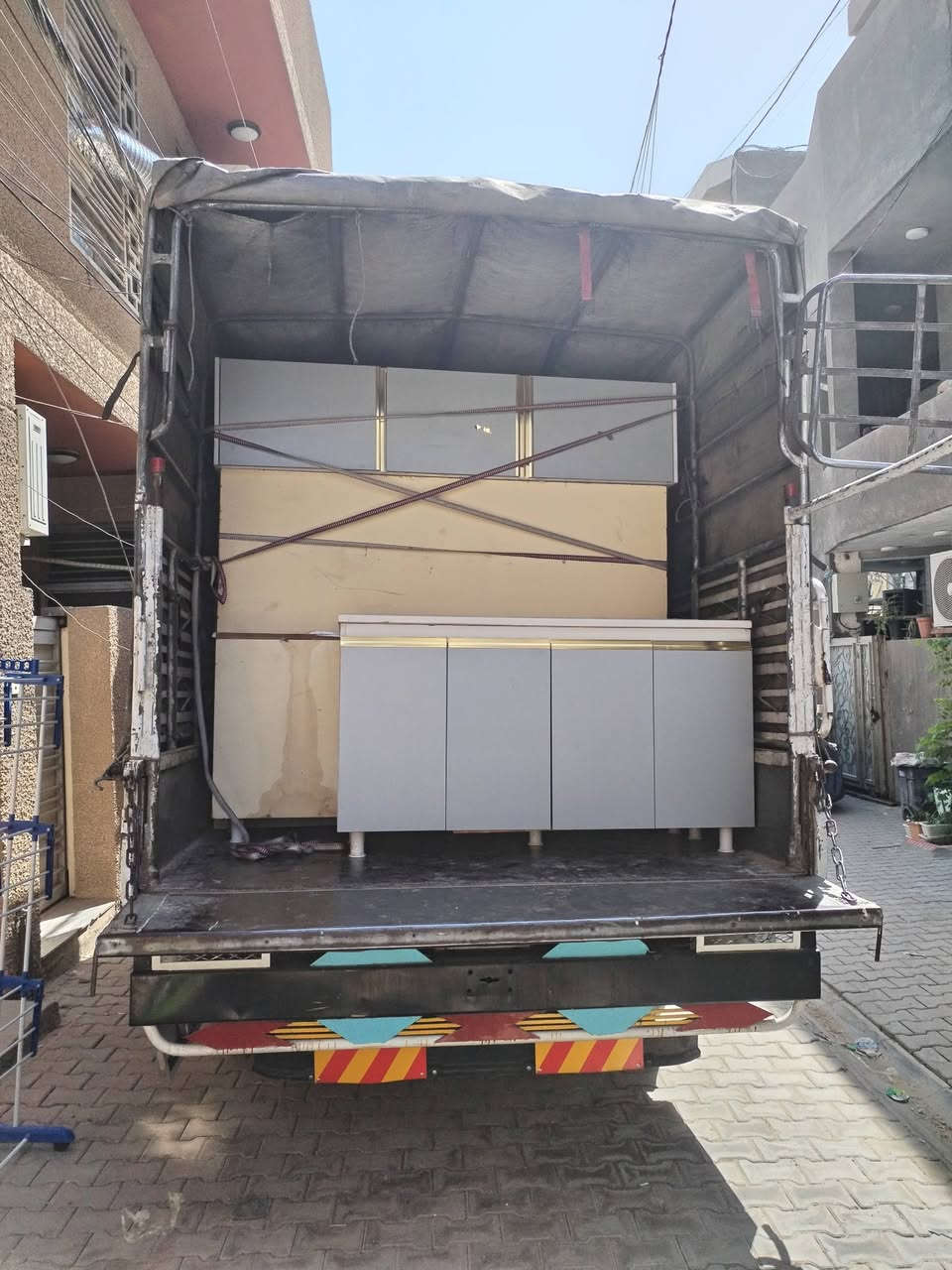 🛋️🚛..مع #شركه دار االامان نقلنا راحة لك!"

🏠 نقل أثاث منزلي ومكتبي باحترافية ودقة عاليه
للإستفسار أتصل واتساب
***********
***********
***********
نقل جميع الاثاث 
سواءً كنت تنقل منزلك أو مكتبك، نحن نهتم بكل التفاصيل
— من التغليف الآمن للأثاث (حسب الطلب) إلى التركيب النهائي في وجهتك الجديدة. 
---نتكفل بجميع الموافقات الامنيه

✅ خدماتنا تشمل:

📦 فك، تغليف، وتركيب أثاث منزلي ومكتبي.. من سبالت وغرف نوم وكاونترات

🛠️ التعامل مع الأثاث الفاخر والتحف بحذر احترافي

🚚 شاحنات مجهزة ومبطنة لحماية الأثاث

💸 أسعار منافسة ومناسبه 

📞 احجز الآن

📲 ***********
***********1
***********
🚚 نخدمك في جميع أنحاء العراق.
