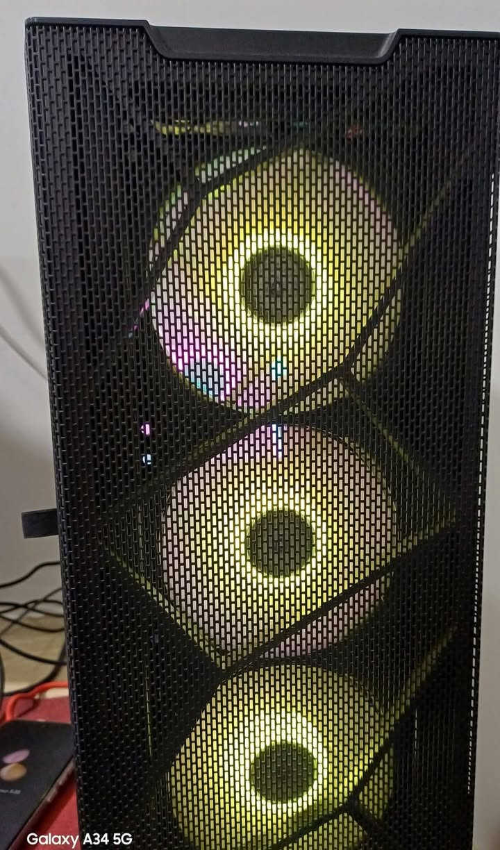 كمبيوتر كيمنك والباور سبلاي مشتريه من مكتب القوة بالعشار جديد بيه ضمان
المعالج
Ryzen 3 3100 OC 4.4GHZ 8CPU
اداء السنكل كور وصل لل i7 9700K
مبرد المعالج
Cooler 120ML Deep Cool AG400 A-RGB
المذربورد
ASUS PRIME B450M-A II Like New
بورد ممتاز جدا وبيه 4 مداخل للرامات
كارت الشاشة براند
RX 580 8GB MSI ARMOR 
الكرت مكسور السرعة مصنعياً (OC Edition)
الجهاز يقراه 570 بس هوه 580 ويشتغل بأداء ال580، السبب انو ال570و580 ثنينهم نفس التعريف، اسئل المحلات وشوف 
رامات
RAM 16GB DDR4 T-Force 3600MHZ A-RGB
الذاكرة 
M.2 256GB Toshiba With Heatsink
HDD 500GB WD Blue original 
HDD 500GB SEAGATE
الأجمالي T1 HDD و SSD 256G
الباور سبلاي
B.P.650W JUNGLE LEOPARD REFORMATION PSU 80% Plus Bronze
ATX 3.1 PCIE 5.1 حديث ويدعم تقنيات حديثة 2026 مشتريه بتاريخ 5/2 يعني الضمان باقي بيه 7 اشهر اي عطل او خلل يصير بيه يتبدل واي خلل يصير بالتجميعة بسبب الباور همين يتحمله
الكيس نظافة عالية
CASE Abkoncore + 4FAN A-RGB 
فريمات ممتازة موضح بالفيديو فورزا الي هيه لعبة قوية ،بدقه عاليه وصلت فريمات لل 75 فريم وهاي بدقة عاليه شاشتي 2k يعني اذا دقه اقل توصل فريمات اكثر
وبالنسبة لسالفه البوست (OC) حاليا بالصور انا ما مسوي بوست وخاله على الاعتيادي لان ما عندي شغل ولا جاي العب، تكدر تسوي البوست من الBios وتوصله لأقصى شيء
بيه العاب كراك Forza 5 و Resident evil 3 و God of war و Battlefield V وThe last of us ii و بعد بيها مساحه كبيره وتكدر تنزل بيها العاب اكثر
وياه بلوتوث توصاله قطعه هدية
ملاحظة الشاشه مو وياها ولا للبيع
كارتون الكيس والمذربورد موجودات
التجميعة كلش نظيفة ومستخدمه قليل لان جنت سادس بس بالعطلة استعملتها
العنوان:البصرة الجزائر التحسينية الجديدة ،لا يوجد توصيل
السعر 500 الف،وبيها مجال ،فقط بيع،لا يوجد مراوس
للتواصل ***********
