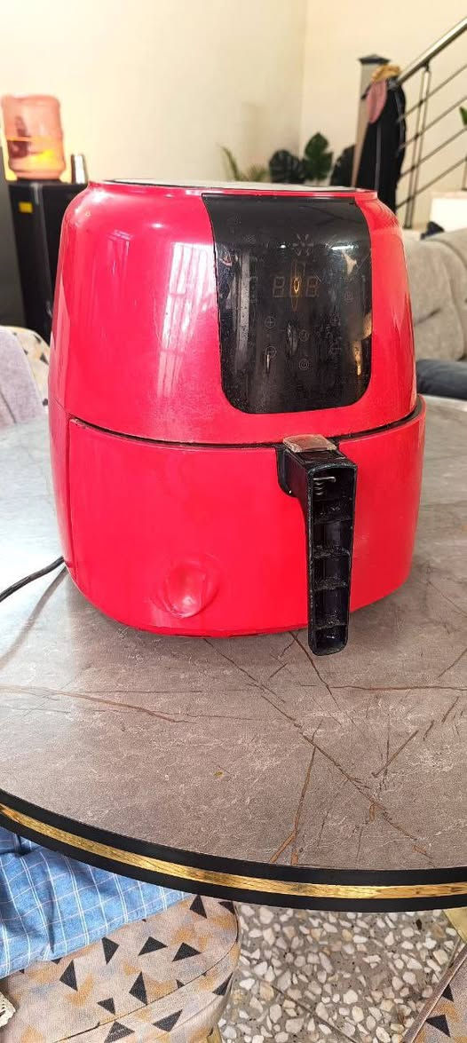 السلام عليكم عندي مجموعه اغراض للبيع 
ميز طعام 5 مقاعد السعر 125
مكتب دراسي درجة اولى السعر 110
مرجوحة 50 الف 
قلاية هوائية 35 الف
مكنسة زوالي كهربائية 40 الف
بيانو 15 الف 
ثلاثة زوالي برنت  45 الف 
بايسكل الماني حجم 20 السعر 60 الف 
الأسعار قابلة للتفاوض.... العنوان بغداد جكوك موبايل 
***********
