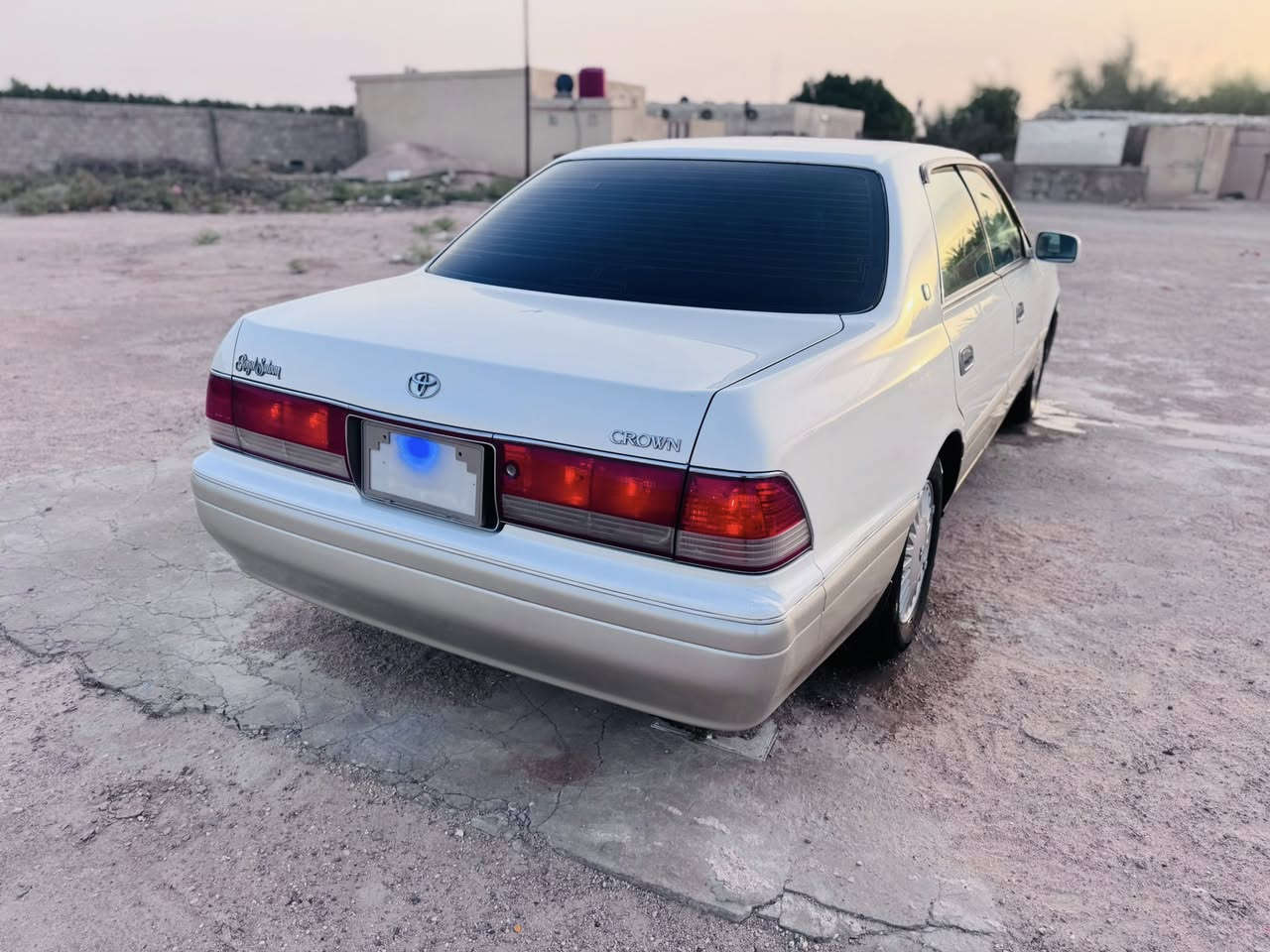 سلام عليكم راس ثور موديل 1997 مكفوله  من الكص ونغل جثه والضربه صبغ مكانات قليله مكينه وكير فيفيتي فيشه وحده تخم تاير حداده ١٠٠٪؜ تبريد ثلج كهربائيات كله شغاله رقم بصره تحويل ثاني يوم سنويه 2029 عنوان بصره البترو السعر 110 ستفسار ***********
