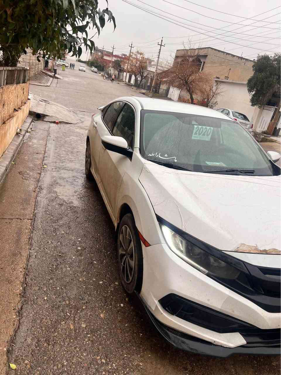 هوندا سيفيك ياباني 130$
تحديل سورحة
گير تةماتيك 
شاشة گةورة
گيج ئةلكتروني 
رادار 
كاميرة 
بريك بةسمة 
ئوتو هولد 
جوار پارجةو نيوي هية من بة 5 پارجة دي فروشم 
پيشو پشتي كةبسة  بةرةشوت تنيا شاني لاي سكن سيستةمة  ئةوندي هيج نةتةقيون 
وتس ئةپ *********** أربيل, العراق
