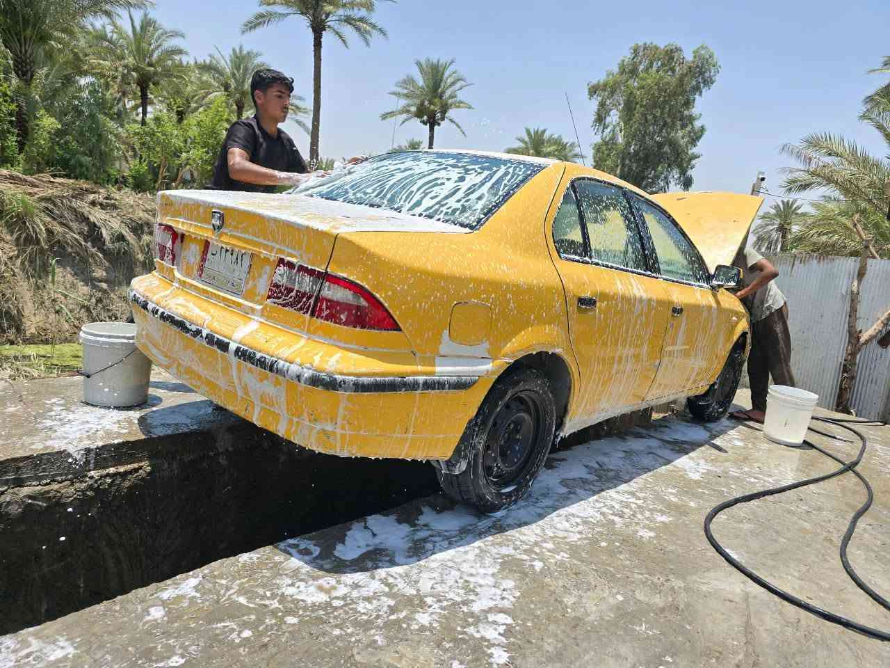 سمند موديل 11جاهزه حداديه جديده  تايرات نص  مكينه جديده كير جديد ولكشر شوف العين رقم بغداد مداور السعر20ورقه وبيه مجال ***********
