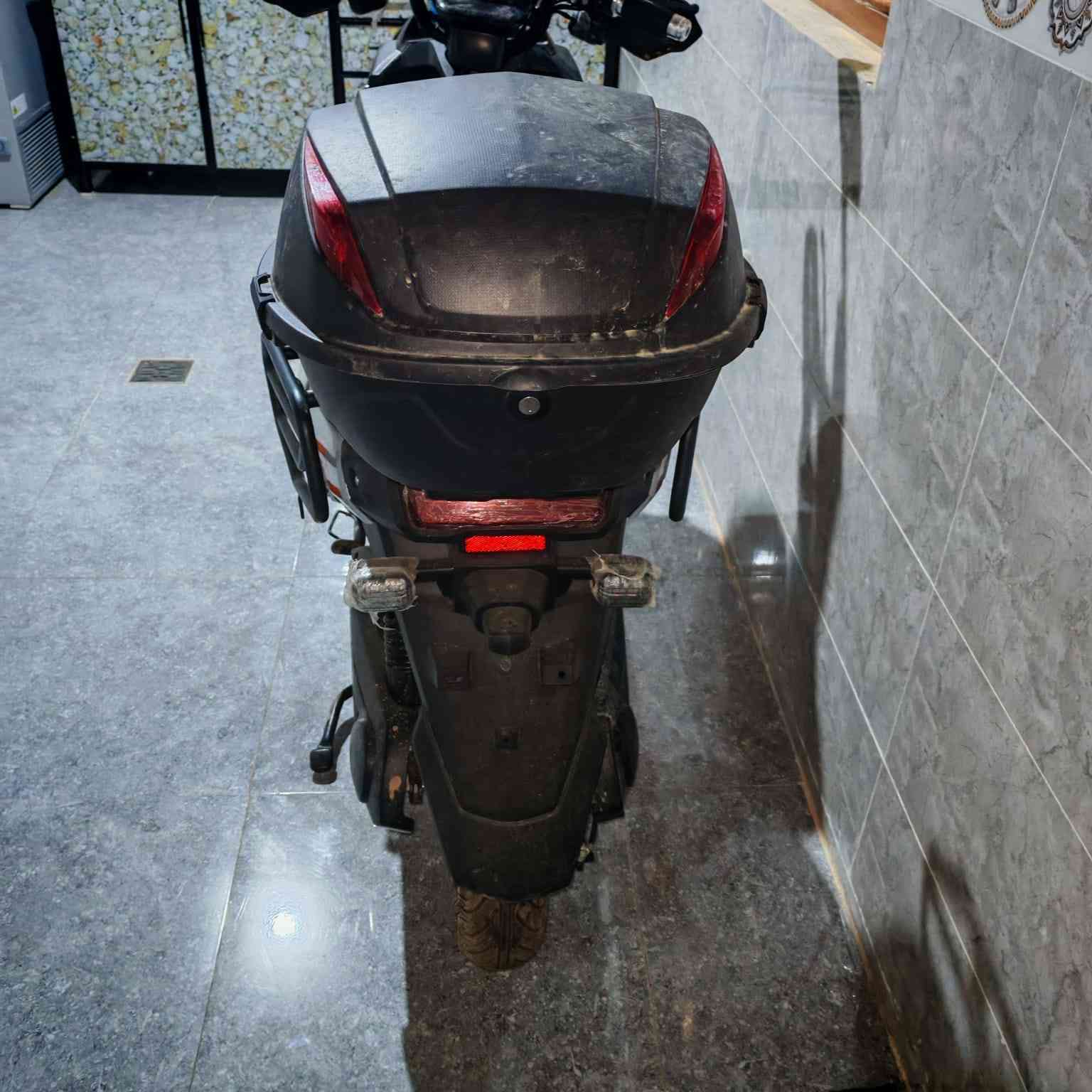 السلام عليكم
كل عام وانتم بخير
ماطور شحن اباتشي جديد ماماشي اقل من ٣٠كيلو
السعر ١٠١٥٠مليون وميه وخمسين... 
*********** او ***********
